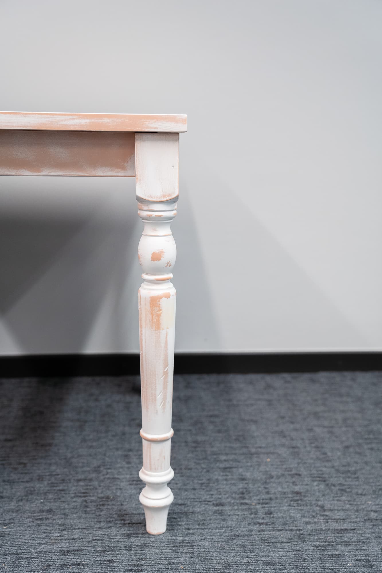 Table artisanale carré en bois-2