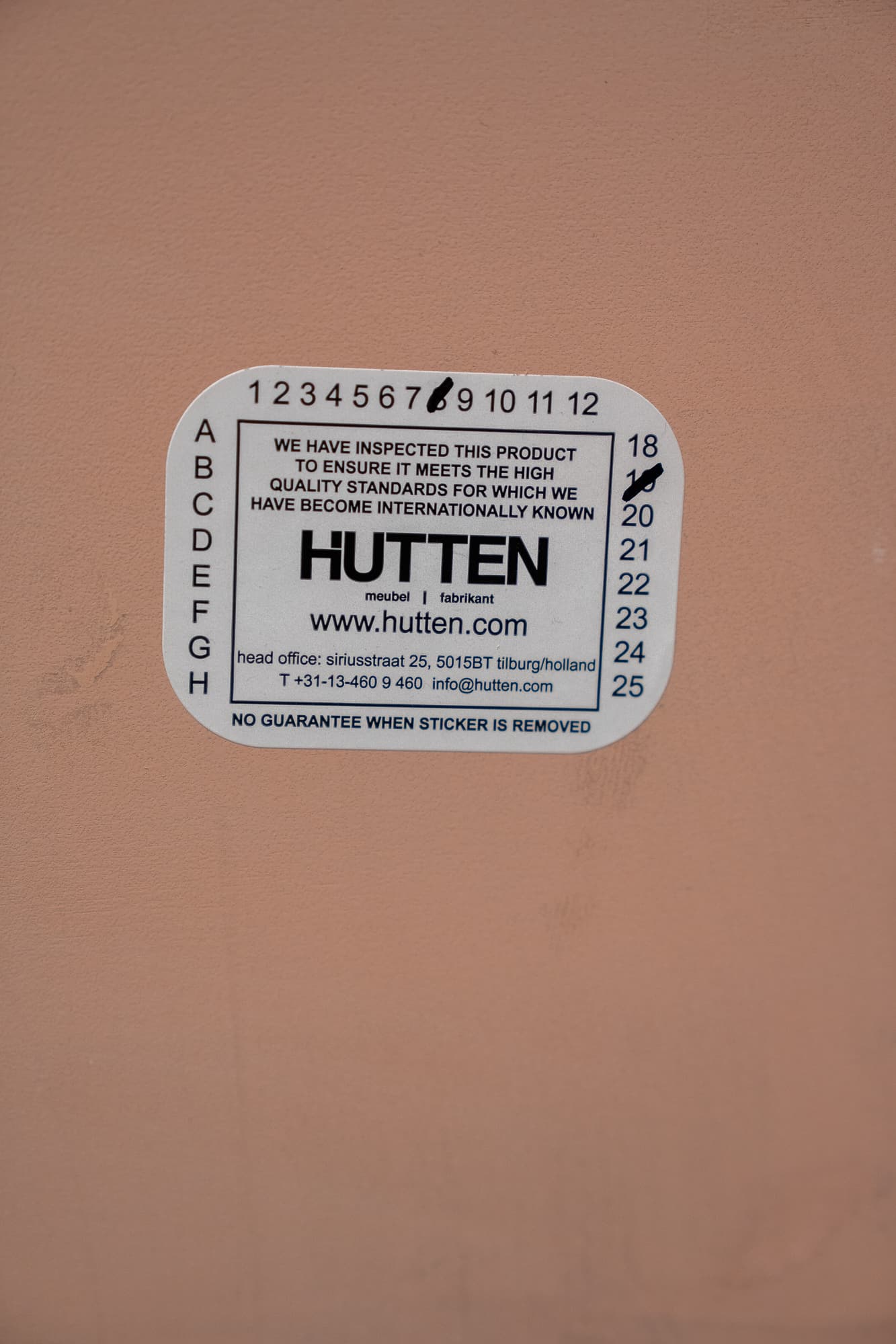 Table artisanale carré en bois-3